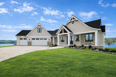 Virtual Tour: Lakefront Legacy